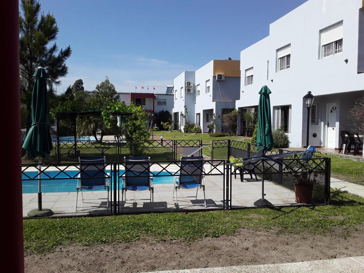 Irundy Apartments Federacion Exterior photo
